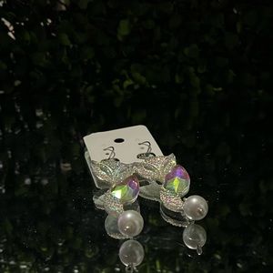 AB fox statement earrings with pearl accent